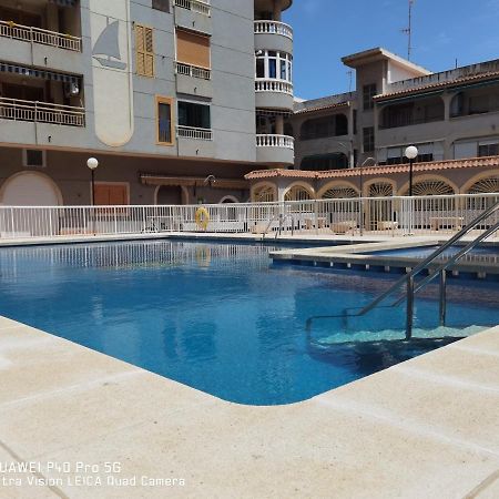 Holiday Apartment Torrevieja Exterior photo